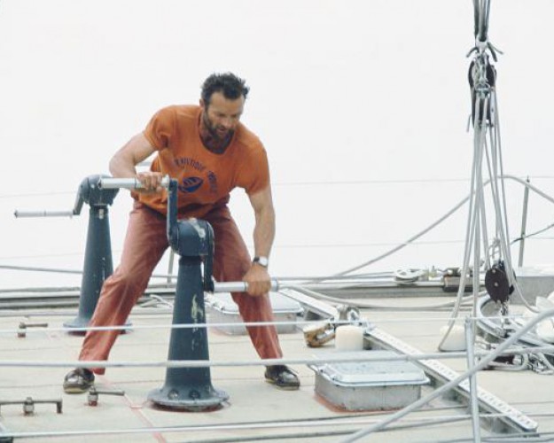 eric-tabarly-cite-voile-lorient